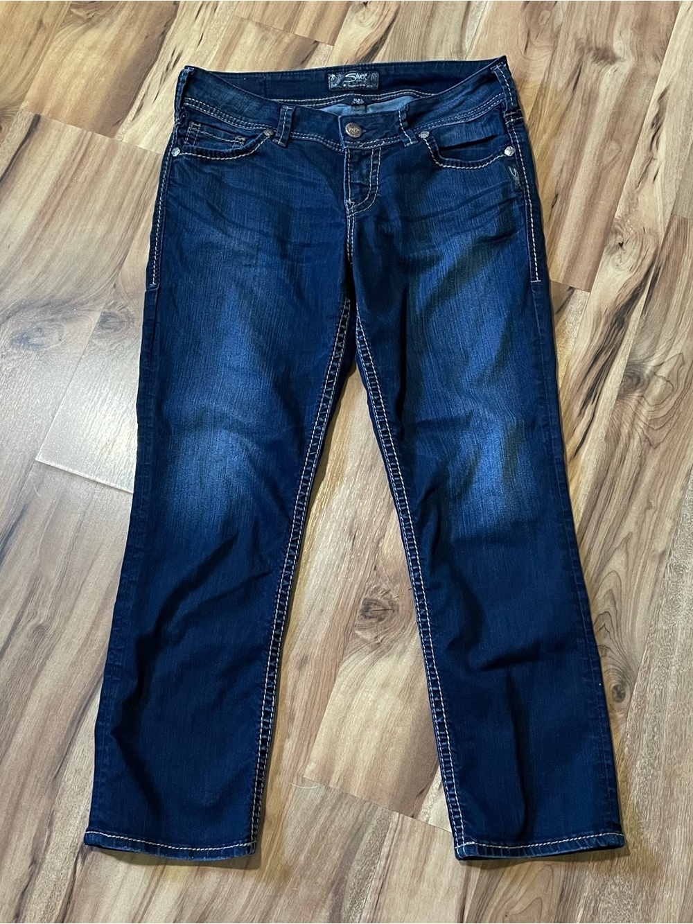 Silver Jeans Co Suki Mid Rise Capri Jeans Womens Size 29 Dark Wash Thick Stitch